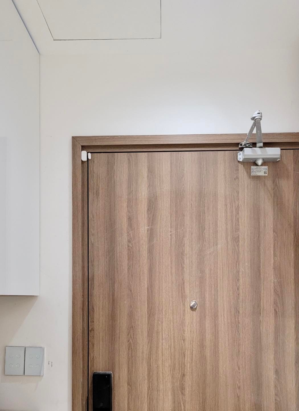 Cảm biến mở cửa BLE